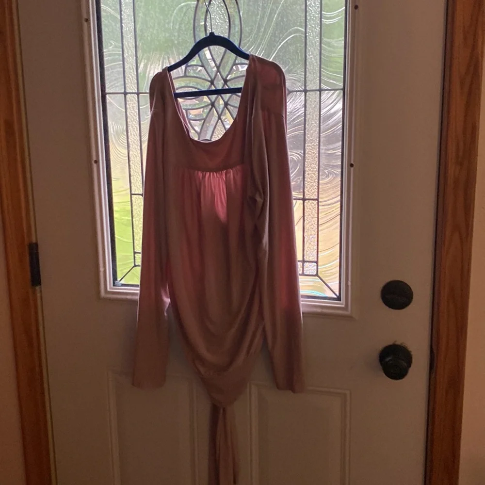 Nwot - Picture 2 of 3